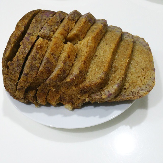 Banana Honey Wholemeal Bread 1