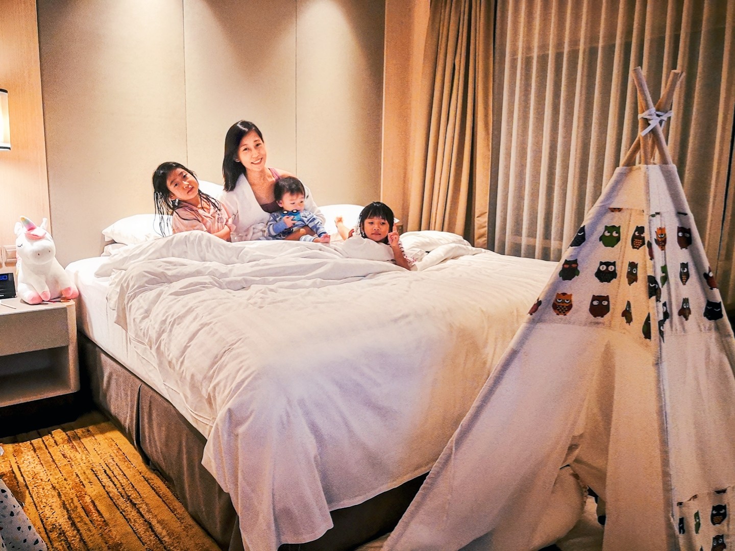 Family staycation at ParkRoyal Hotel Beach Road