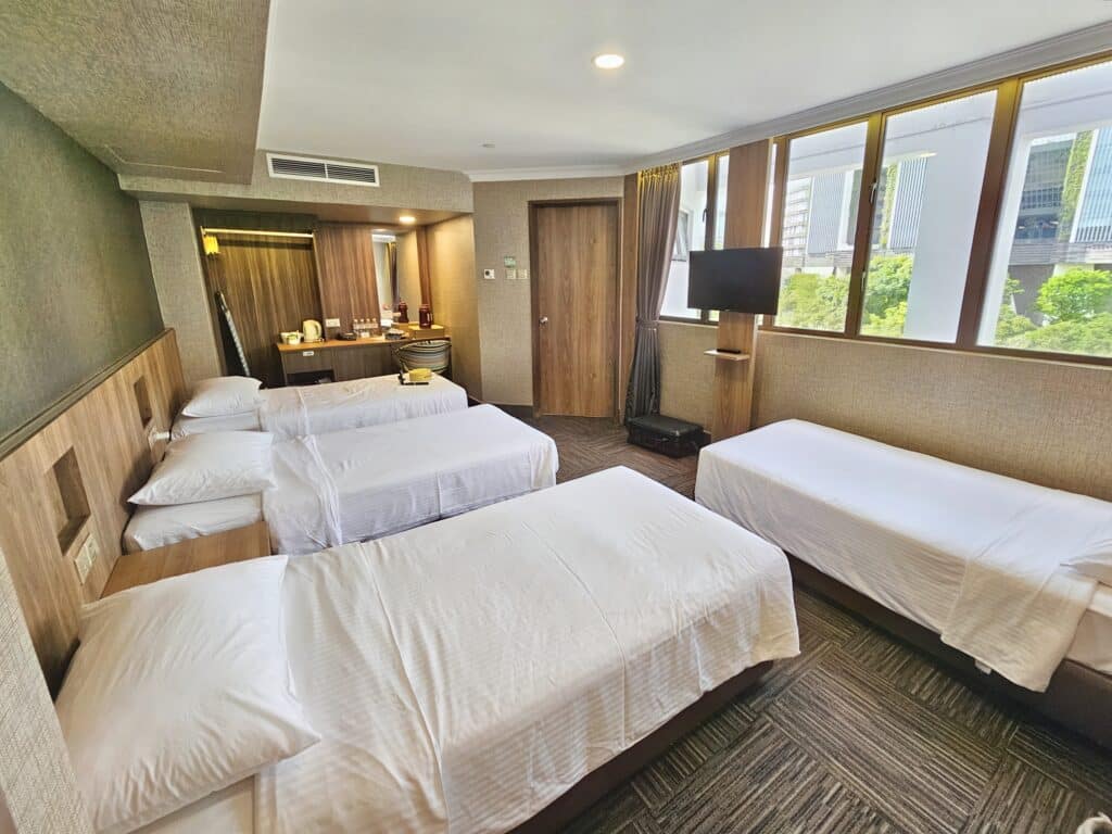YMCA One Orchard Deluxe Room