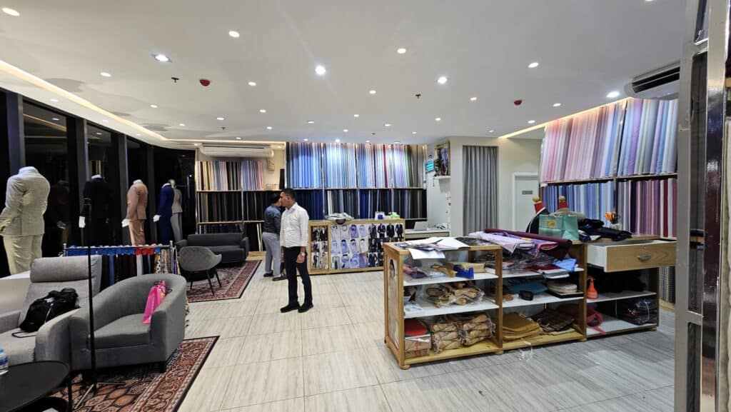 Go Bangkok Tailor Made Suit With Alex's Fashion Tailor 2